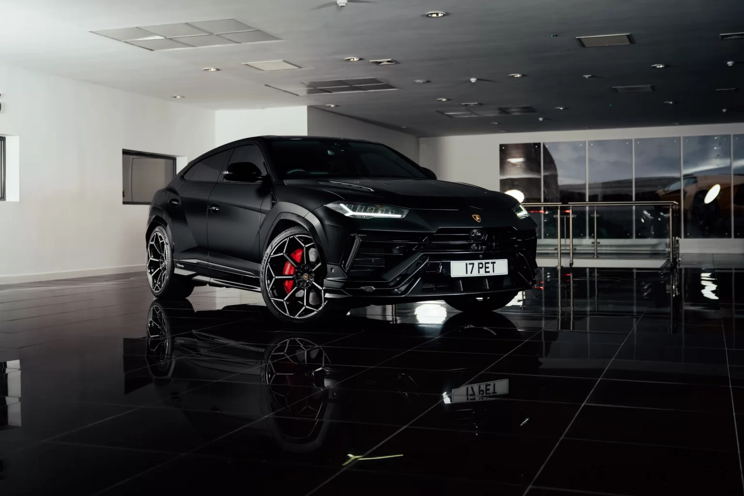Lamborghini Urus Performante Satin Black — Platinum Executive Travel hire (UK)